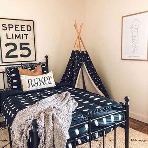 Beddy’s Black and White Dot Comforter Set - Full Size